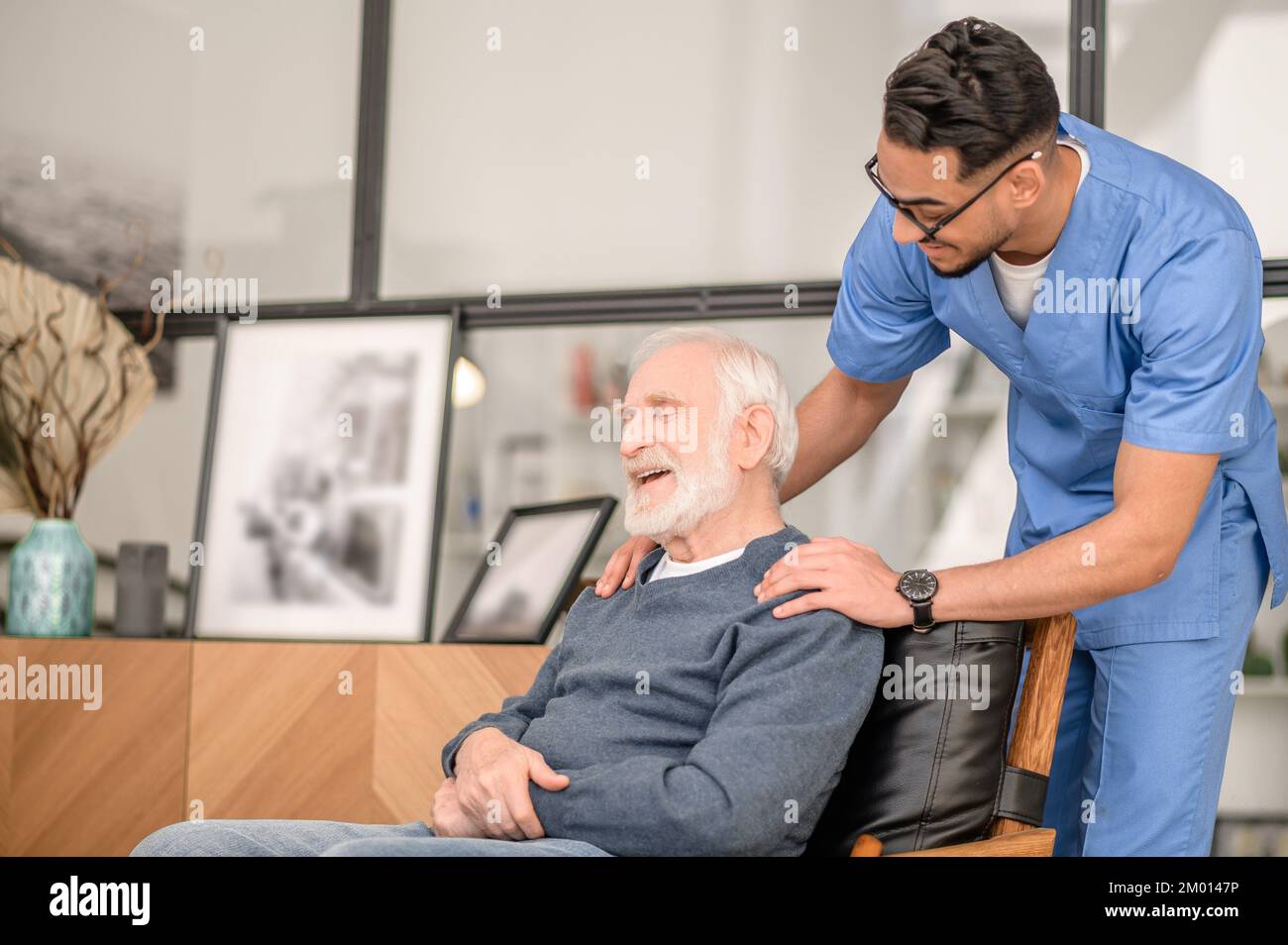 Old nurse uniform hi-res stock photography and images - Alamy