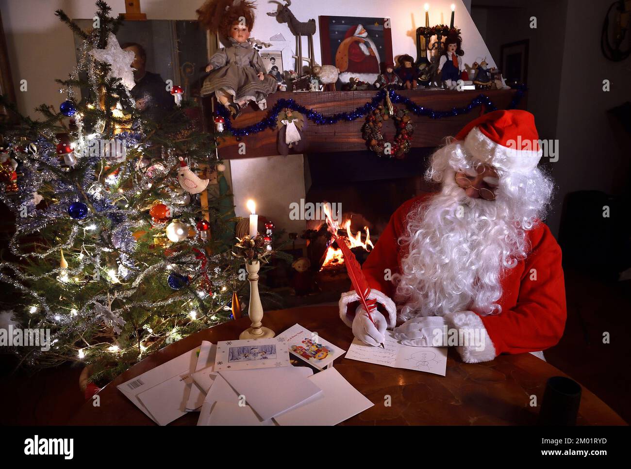 Rome, Italien. 03rd Dec, 2022. Santa Claus, on december 3, 2022 Credit: dpa/Alamy Live News Stock Photo