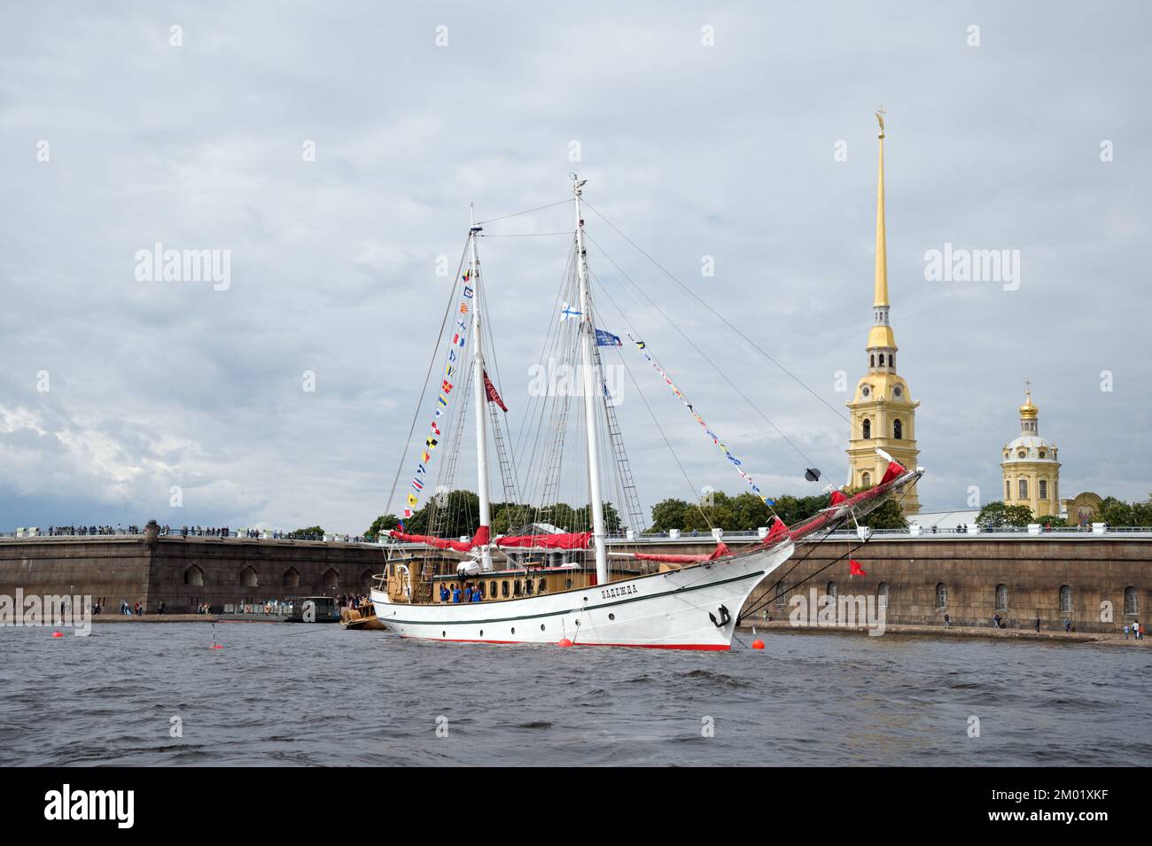 Schooner 'Nadezhda' (Hope) in Neva river during Baltic Yacht Week 2019 in St. Petersburg, Russia Stock Photo
