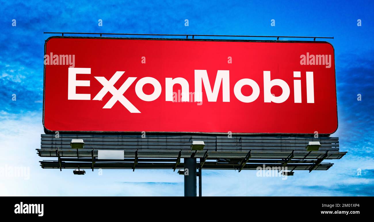 Logo exxonmobil hires stock photography and images Alamy