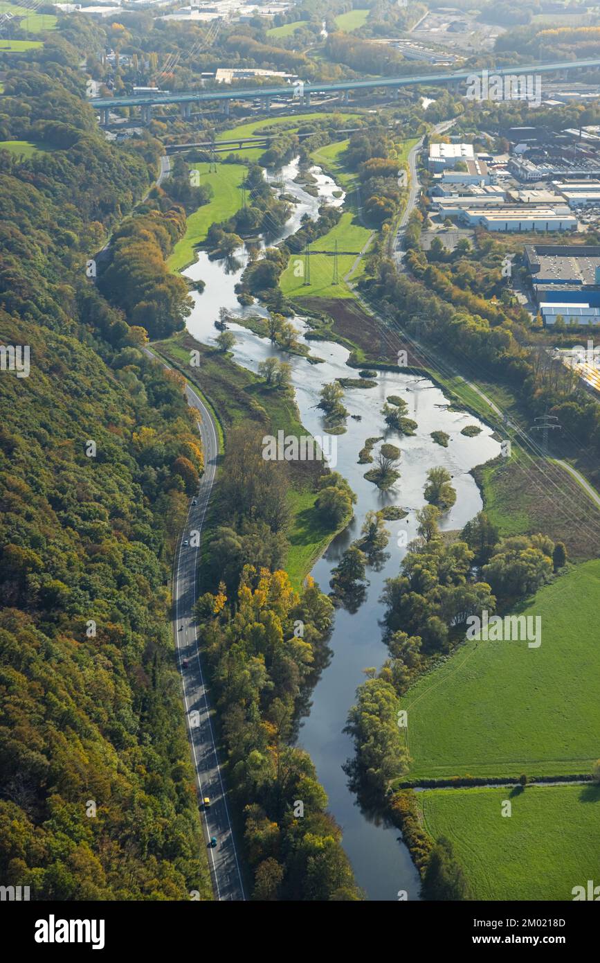 Luftbild, Fluss Lenne Renaturierung, Lenne-Auen, Herbstfarben, Lennetal ...