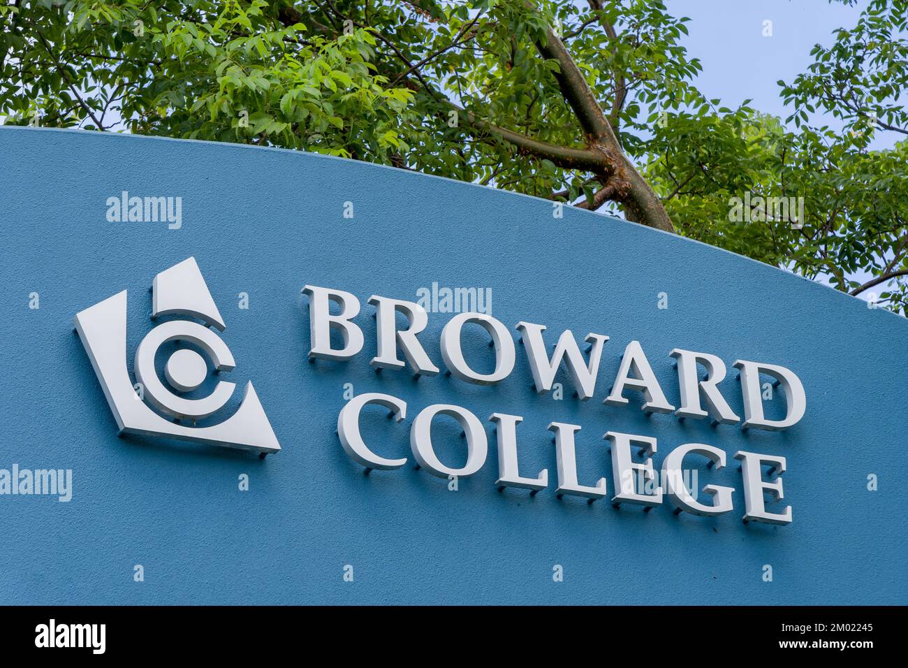 DAVIE, FL, USA JULY 1, 2022 Entrance to the campus of the Broward