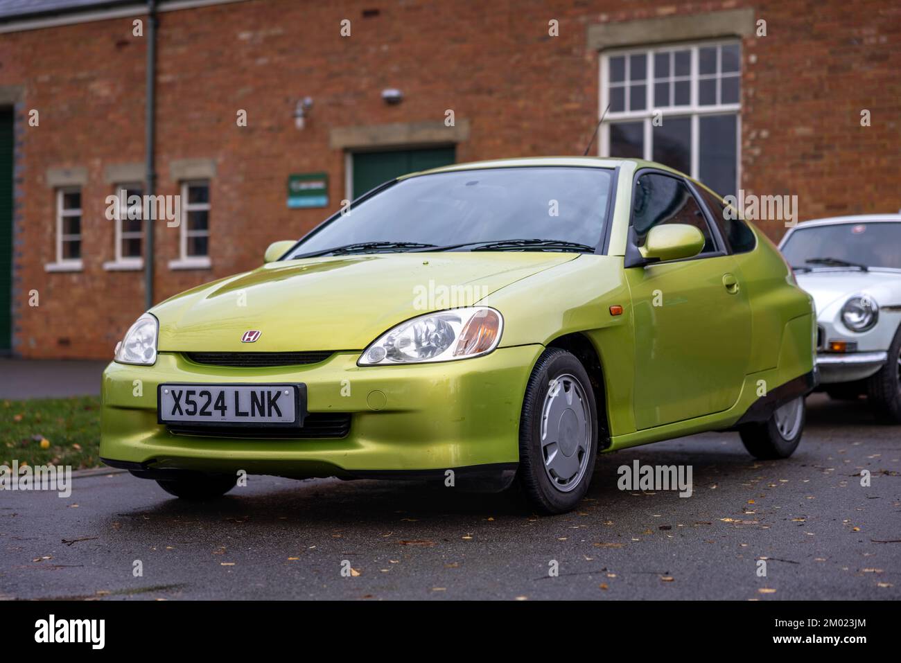 2001 Honda Insight ‘X524 LNK’ on display at the Workhorse Assembly held at the Bicester Heritage Centre on the 27th November 2022 Stock Photo