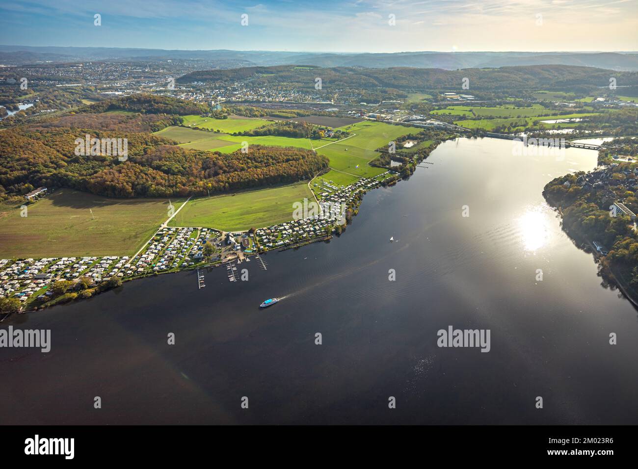 family-bath-hengsteysee-hi-res-stock-photography-and-images-alamy