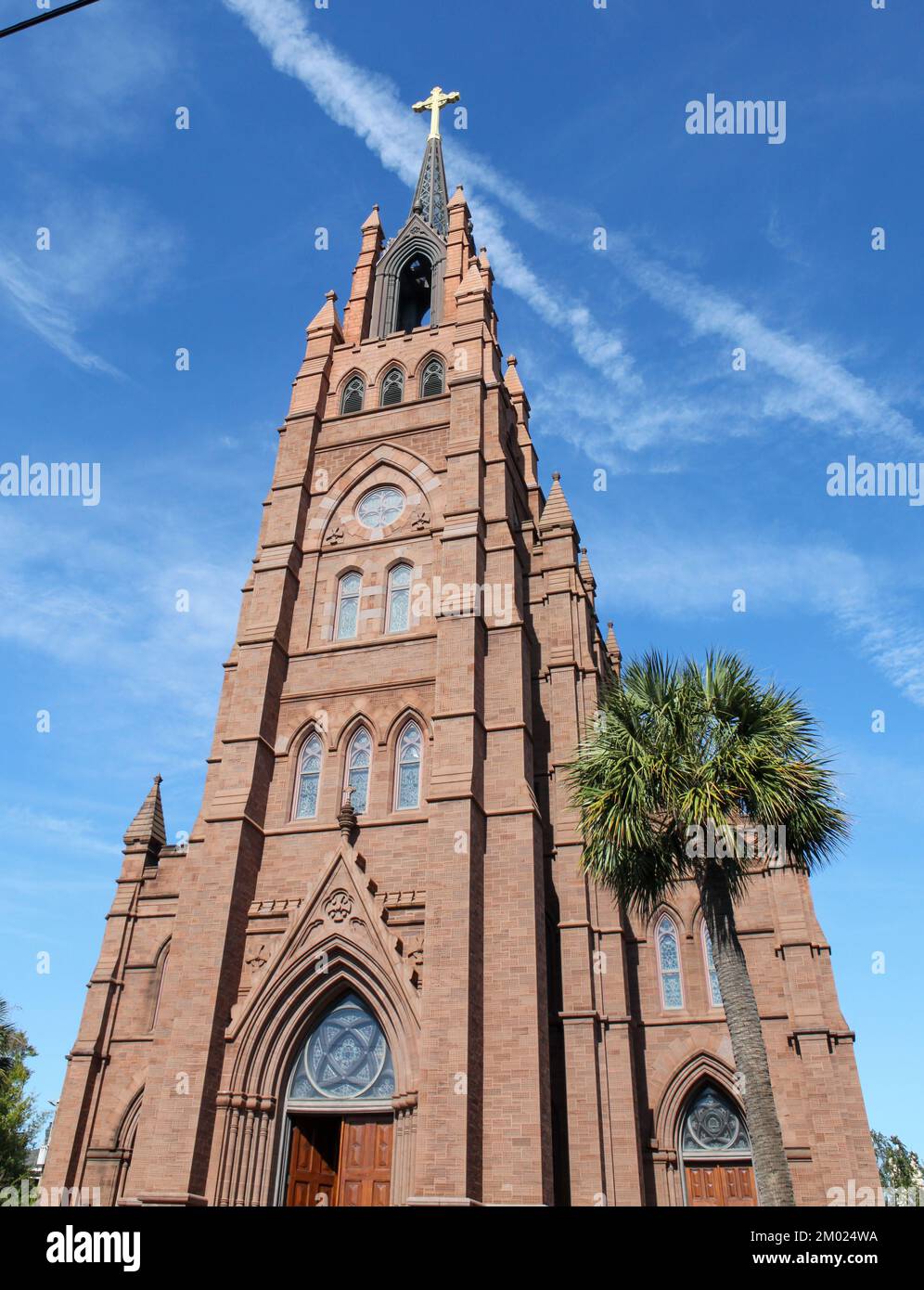 A View Of The Cathedral Of Saint John The Baptist In Charleston, South ...