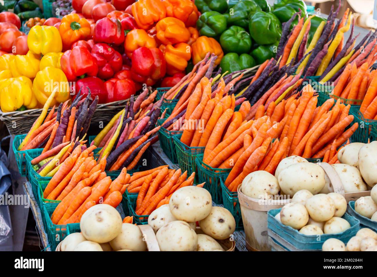 Potato market hires stock photography and images Alamy