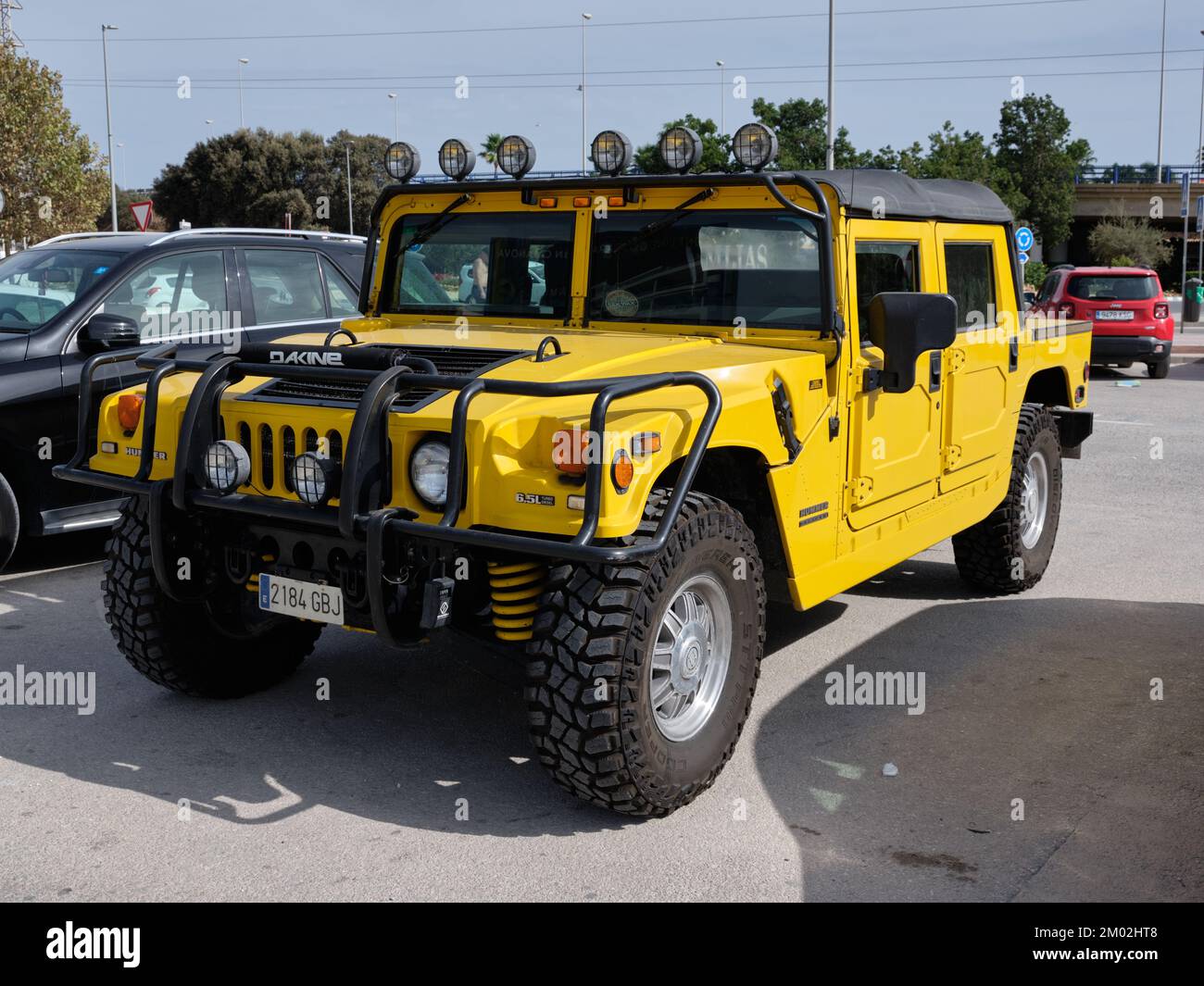 Hummer H1 Photos and Images