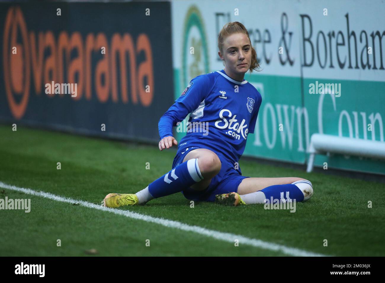Borehamwood, UK. 03rd Dec, 2022. Karen Holmgaard of Everton Women during a corner kick during the FA Women's Super League 1 match between Arsenal Women and Everton Women at Meadow Park, Borehamwood, England on 3 December 2022. Photo by Joshua Smith. Editorial use only, license required for commercial use. No use in betting, games or a single club/league/player publications. Credit: UK Sports Pics Ltd/Alamy Live News Stock Photo