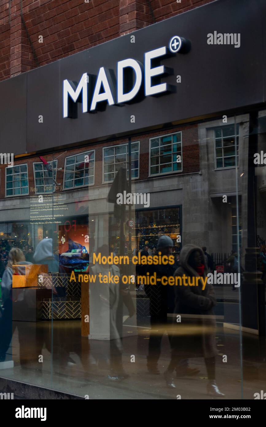 Coming Soon, 53 Canal St, New York, NY. window display of designer chic  home furnishings store in the Lower East Side neighborhood of Manhattan  Stock Photo - Alamy