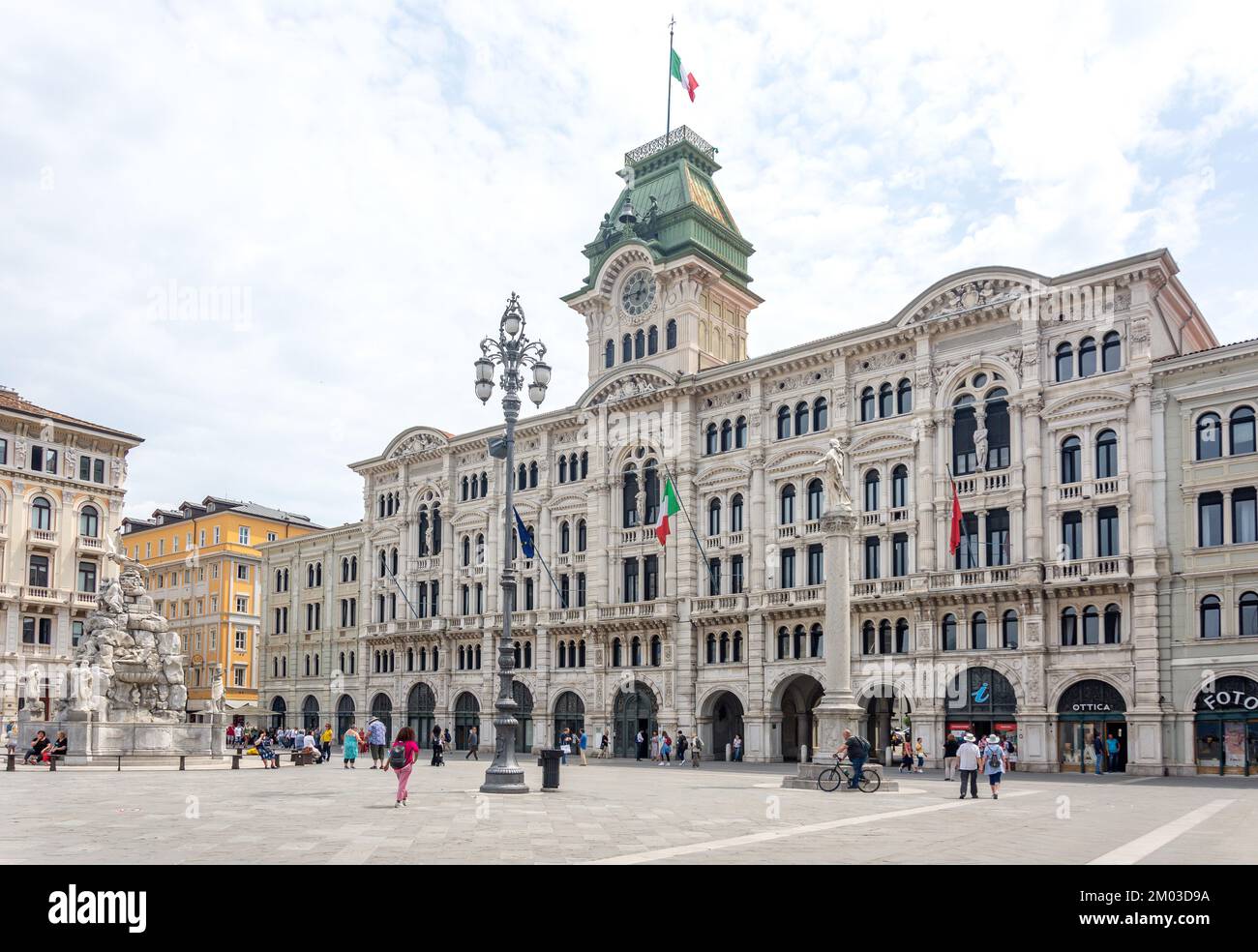 Palazzo del Municipio di Trieste (Town Hall), Piazza Unita d'Italia (Unity of Italy Square), Trieste, Friuli Venezia Giulia Region, Italy Stock Photo
