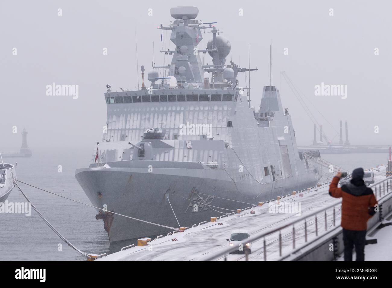Gdynia, Poland. 3rd December 2022. HDMS Esbern Snare F342, Danish Absalon-class frigate of the Standing NATO Maritime Group One SNMG1 © Wojciech Strozyk / Alamy Live News Stock Photo