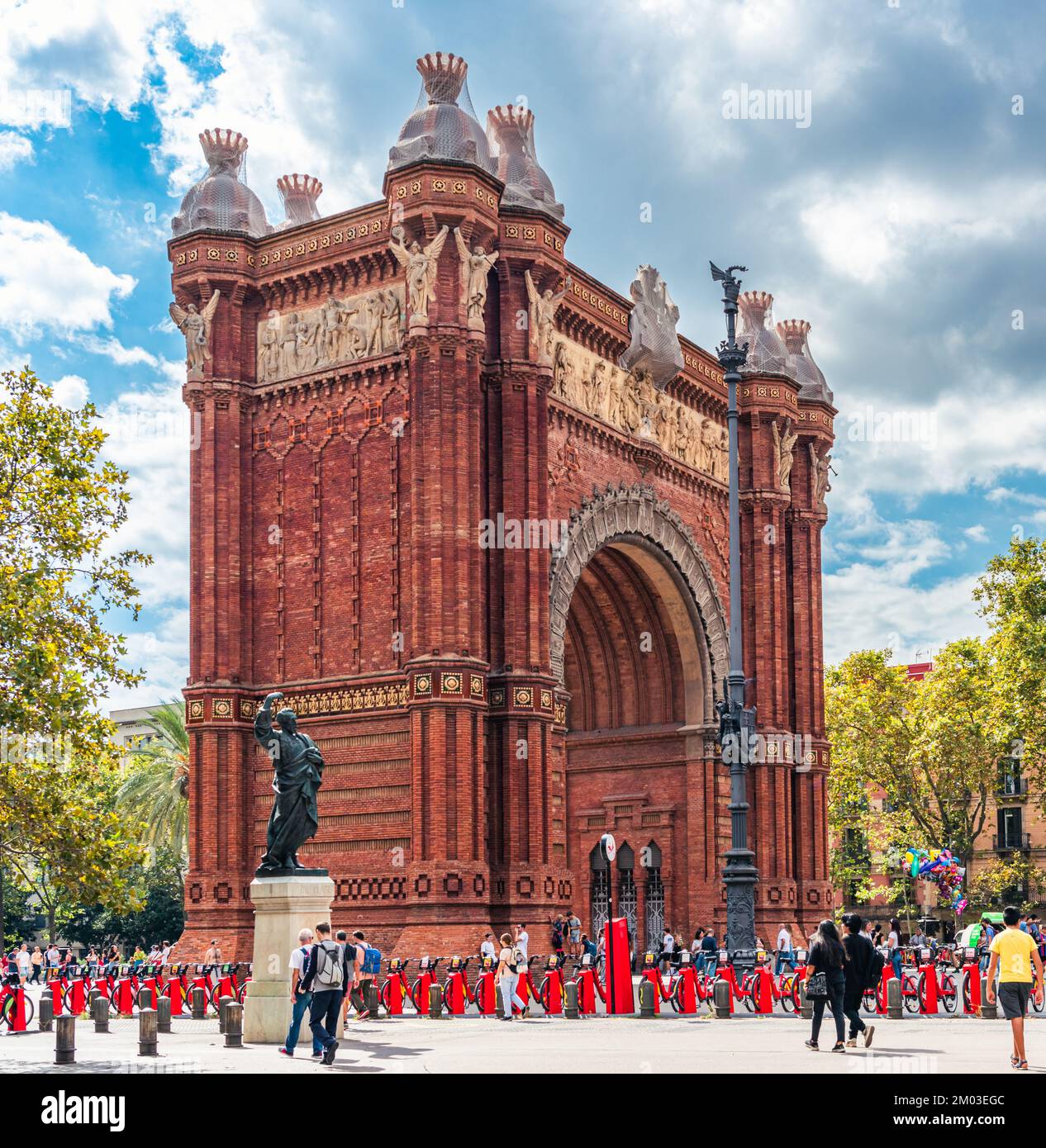 Arco de Triunfo de Barcelona and Promenade Passeig de Lluis Companys, Barcelona, Catalonia, Spain, Europe Stock Photo