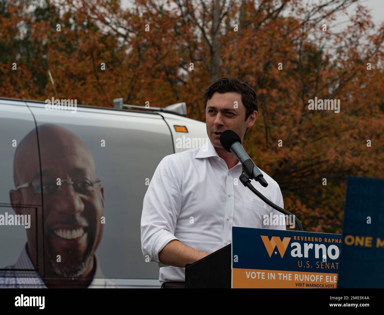 Hephzibah, USA. 3rd Dec, 2022. Senator Joh Ossoff joined Rev