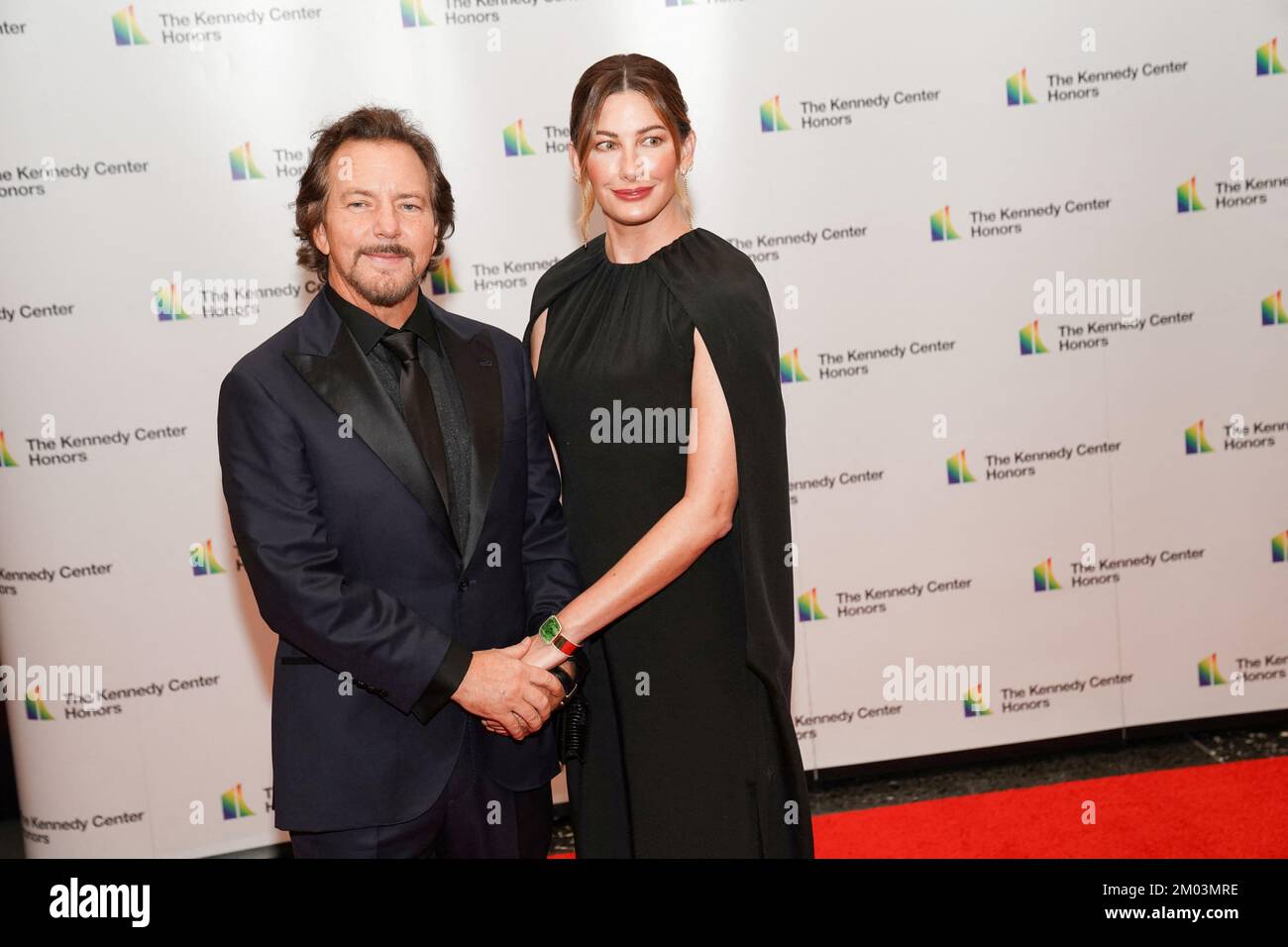 Eddie vedder wife hires stock photography and images Alamy(02)