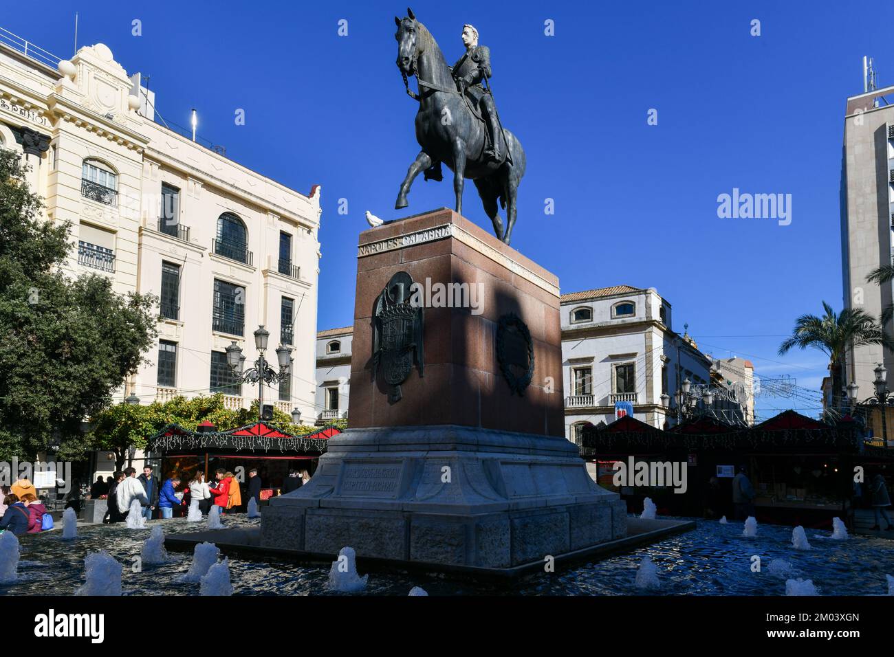 Cordoba, Spain - Nov 28, 2021: Tendillas Square at heart of Cordoba. Statue by Gonzalo Fernandez de Cordoba (1453-1515), known as 'Great Captain'. Cor Stock Photo
