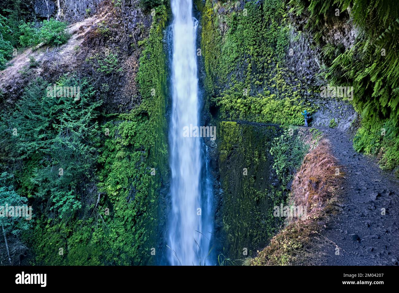 Oregon travel cascades hires stock photography and images Alamy