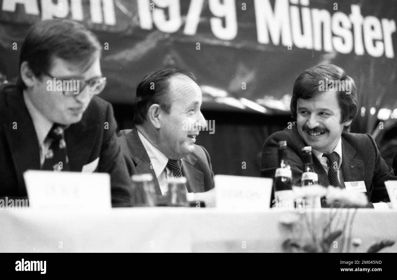Defence policy congress of the Free Democratic Party (FDP) on 27.4.1979 in Muenster.Guenter Verheugen, Hans-Dietrich Genscher, Juergen Moellemann f.l, Stock Photo
