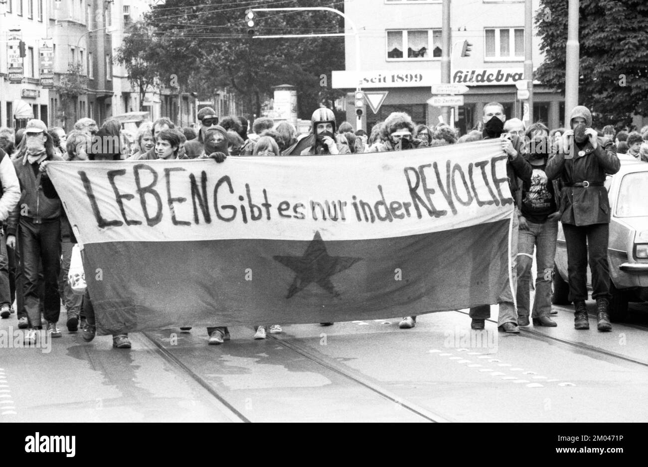 Autonomous groups of the left scene occupied an empty factory (Bo-Fabrik) and demonstrated for an autonomous cultural centre in July 1981, Germany, Eu Stock Photo