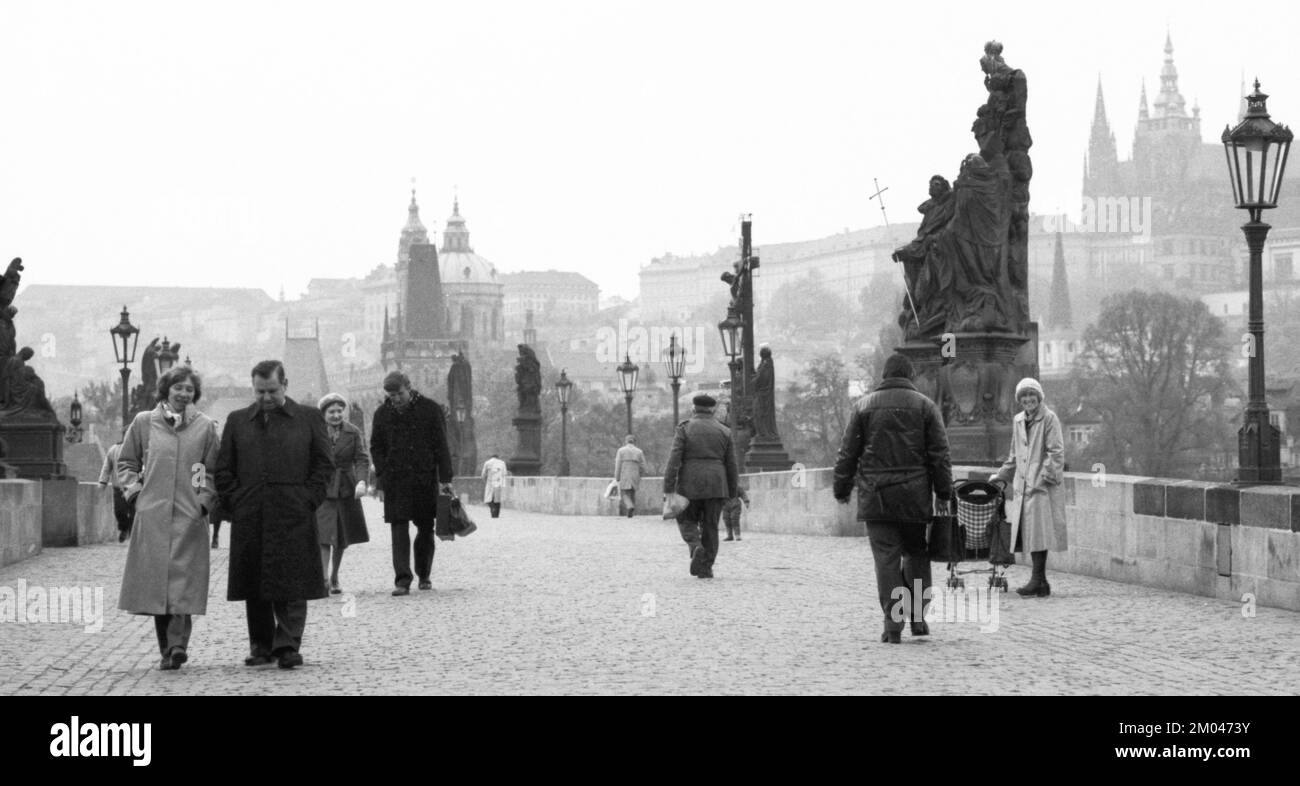 CZE, Czech Republic, Prague CSSR, Country and People. Everyday life in