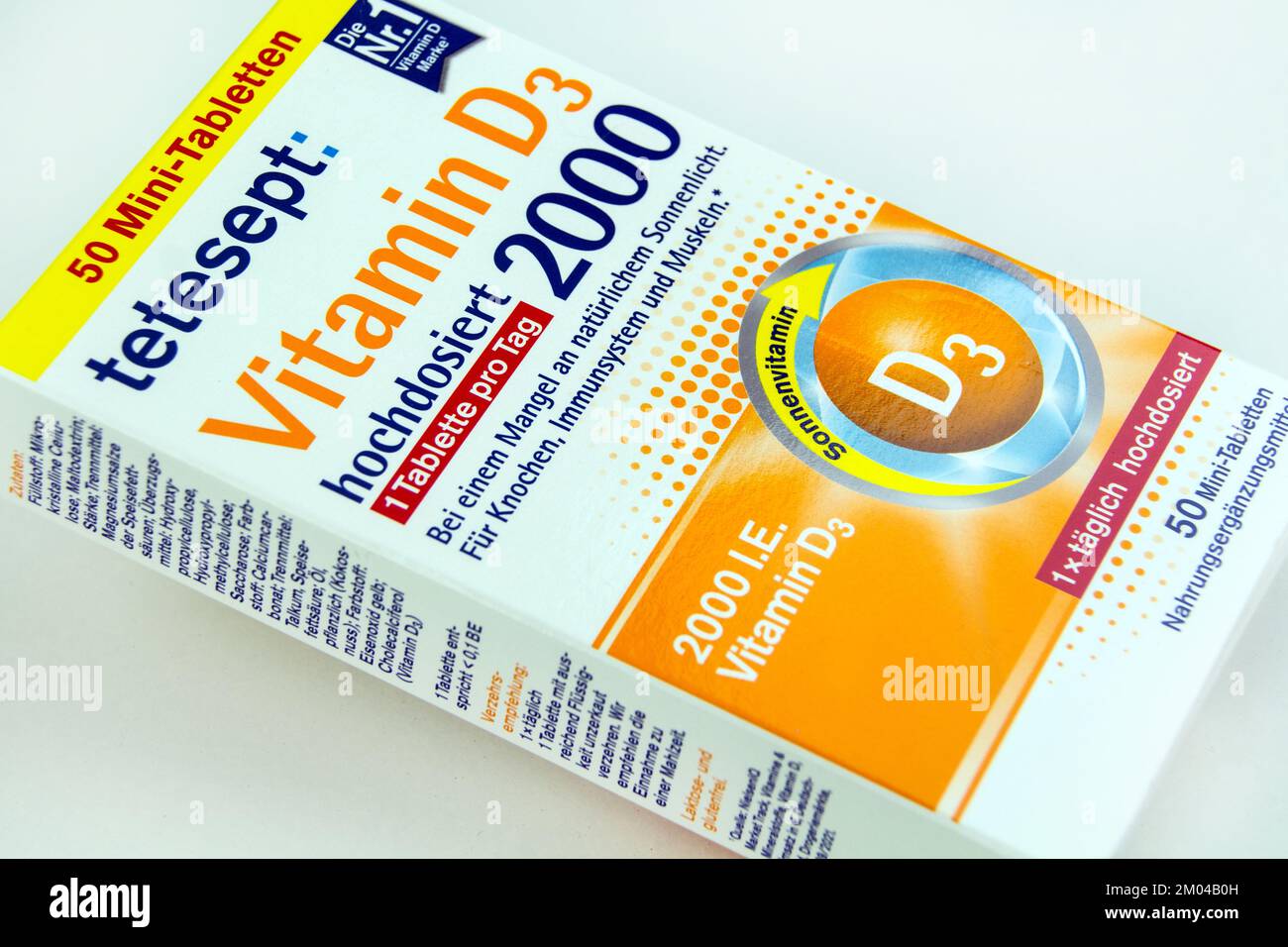 Vitamin d tablets box hi-res stock photography and images - Alamy