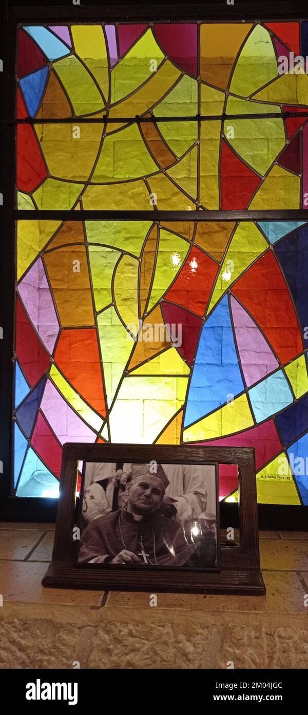 KRYPTA KOSCIOLA POLSKIEGO POD WEZWANIEM WNIEBOWSTAPIENIA MATKI BOZEJ W