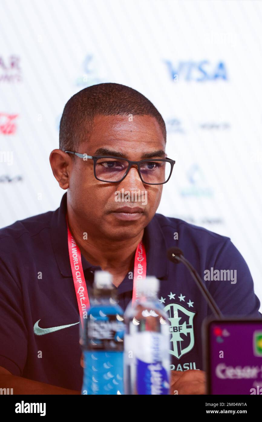 Doha, Qatar. 04th Dec, 2022. Cesar Sampaio of the Brazilian national team during the press conference of the Brazilian national team one day before the match against South Korea valid for the round of 16 at the World Cup in Qatar. December 04, 2022 Credit: Brazil Photo Press/Alamy Live News Stock Photo