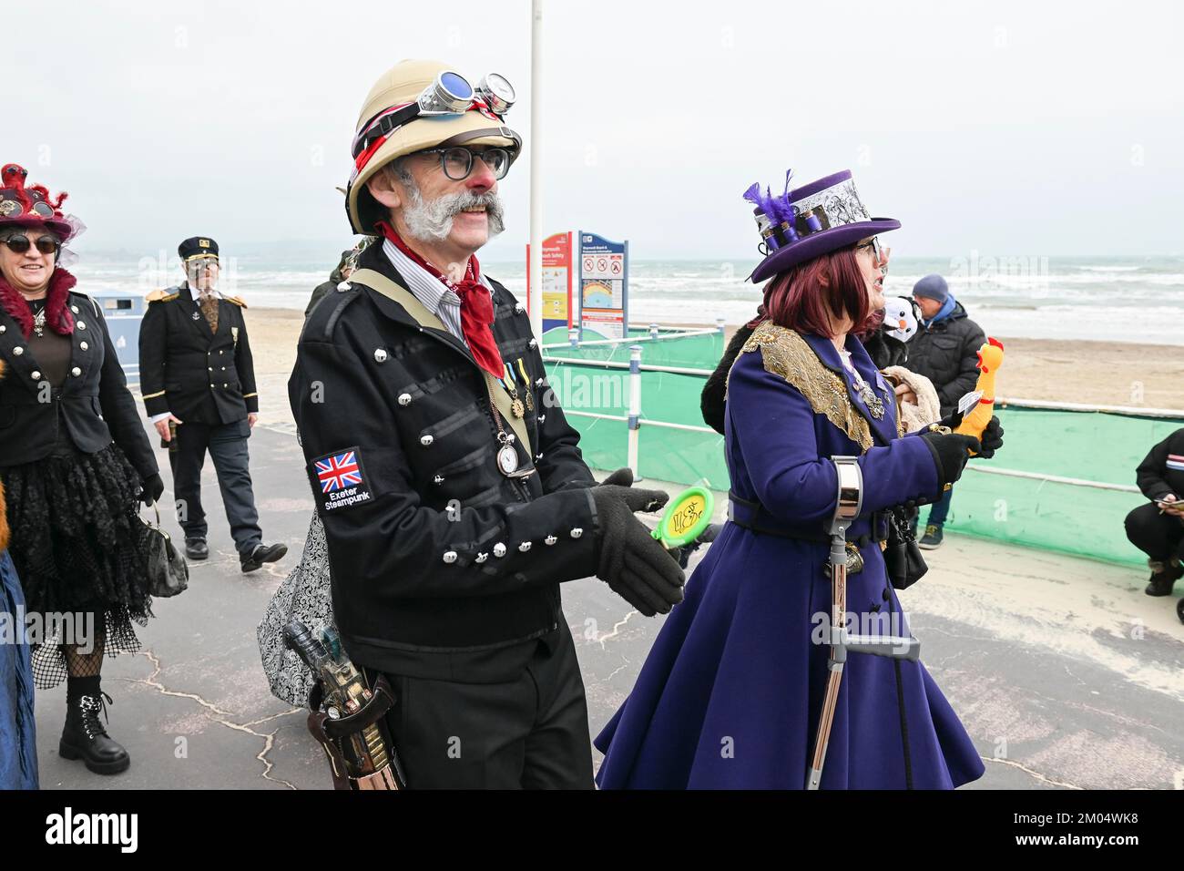 Weymouth, Dorset, UK.  4th December 2022.  Steampunk enthusiasts gather on the Esplanade at Weymouth in Dorset for a parade on the last day of the Weymouth Christmas Steampunk Weekend.  Picture Credit: Graham Hunt/Alamy Live News Stock Photo