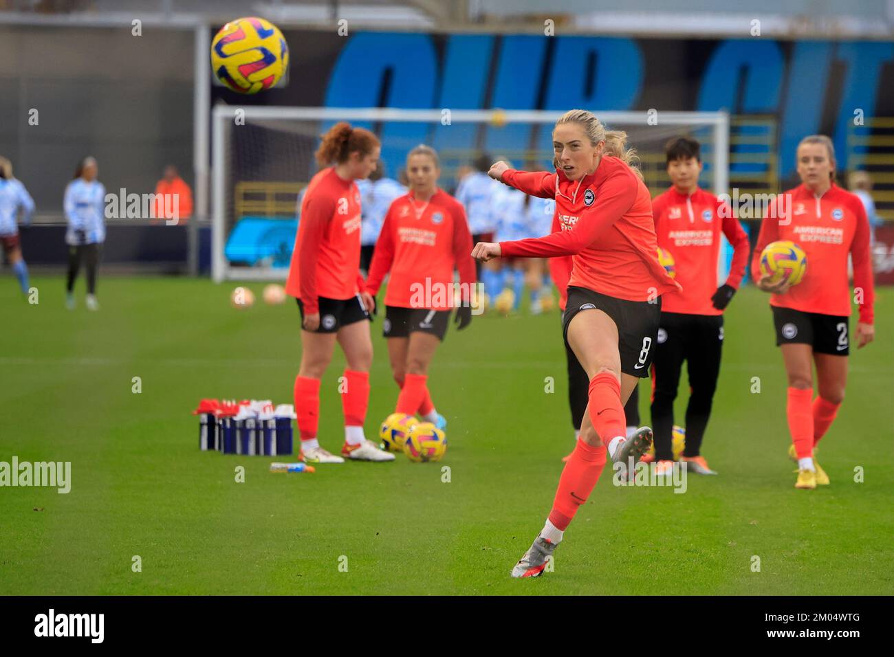 Megan Connolly #8 of Brighton during the warm up ahead of  the The FA Women's Super League match Manchester City Women vs Brighton & Hove Albion W.F.C. at Etihad Campus, Manchester, United Kingdom, 4th December 2022  (Photo by Conor Molloy/News Images) Stock Photo