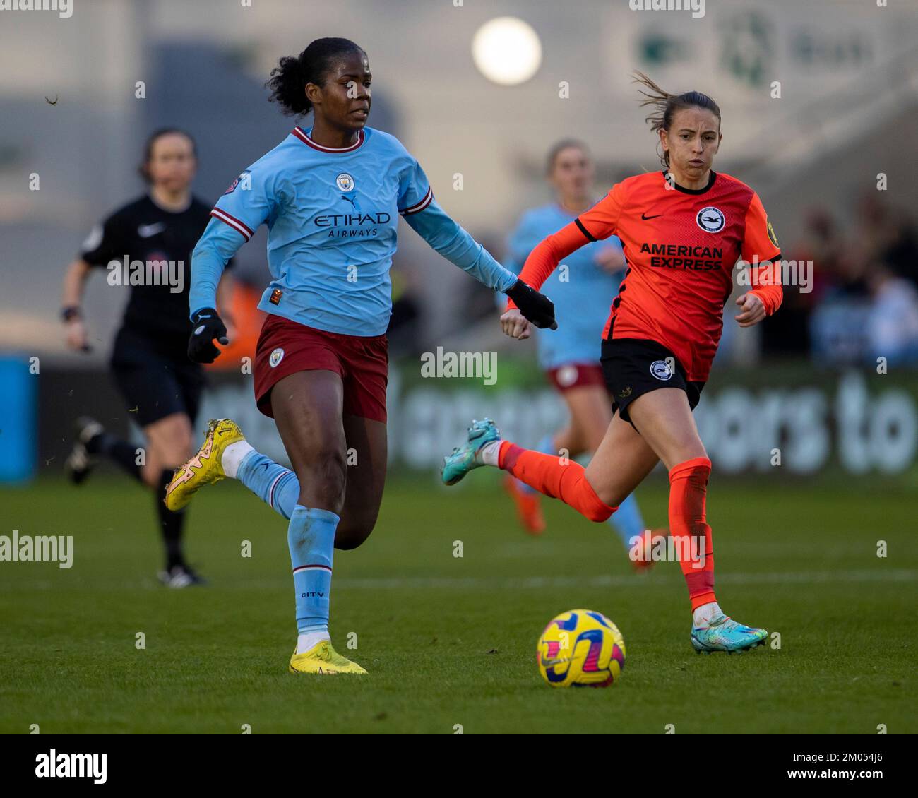 Academy Stadium, Manchester, UK. 4th Dec, 2022. Womens Super League Football, Manchester City versus Brighton and Hove Albion; Khadija Shaw of Manchester City runs with the ball Credit: Action Plus Sports/Alamy Live News Stock Photo