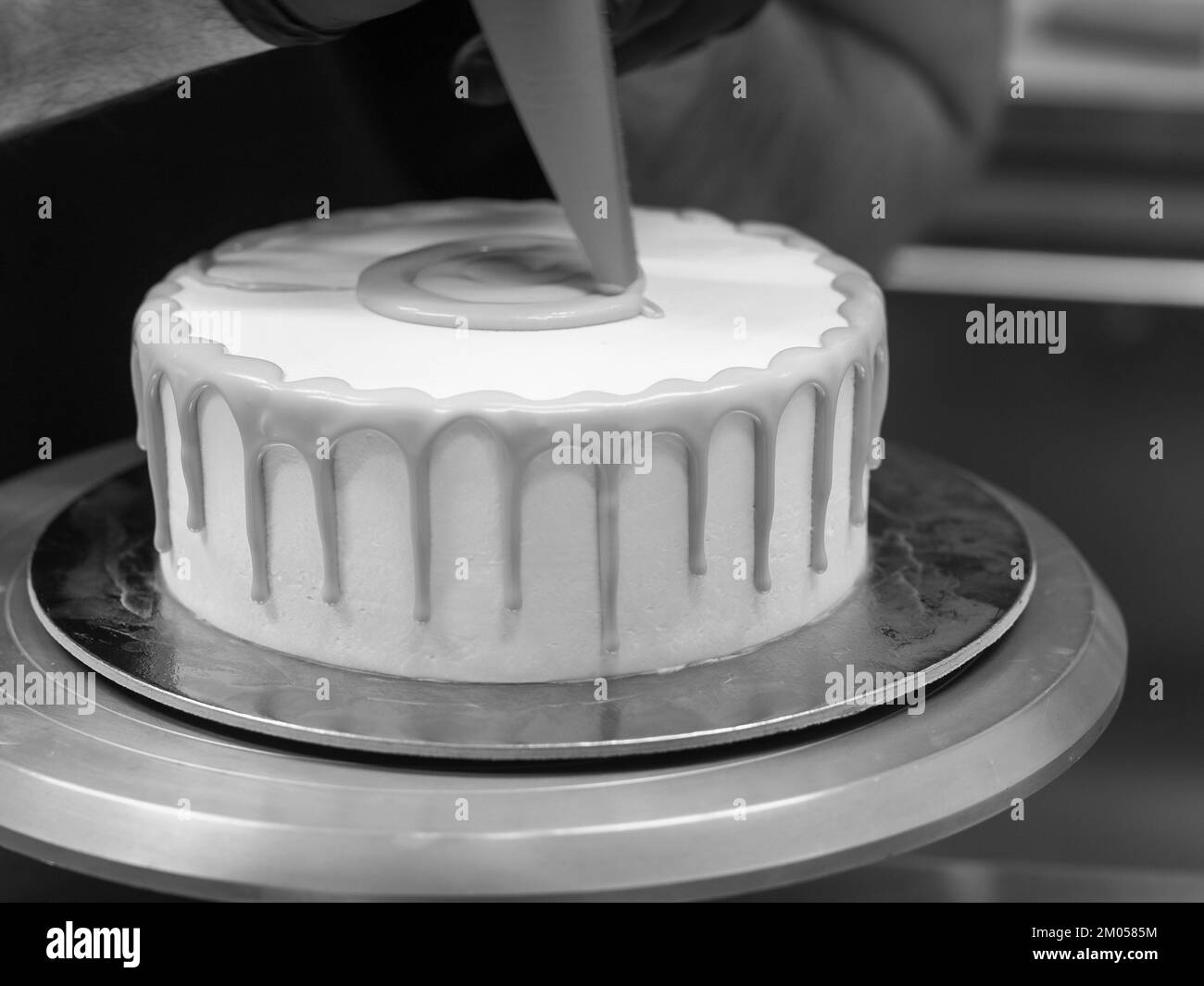 Piping icing Black and White Stock Photos & Images Alamy