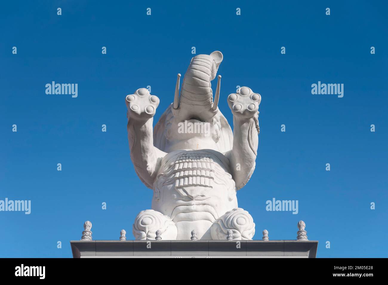 a large white elephant statue at a shopping center in hollywood area of