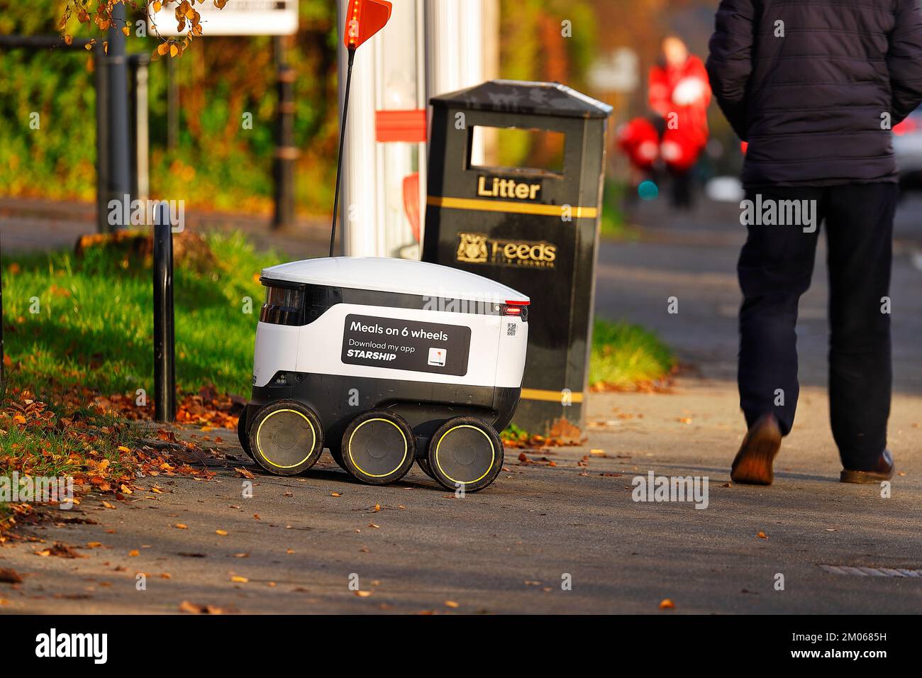 Robots by Starship Technologies delivering groceries to residents of