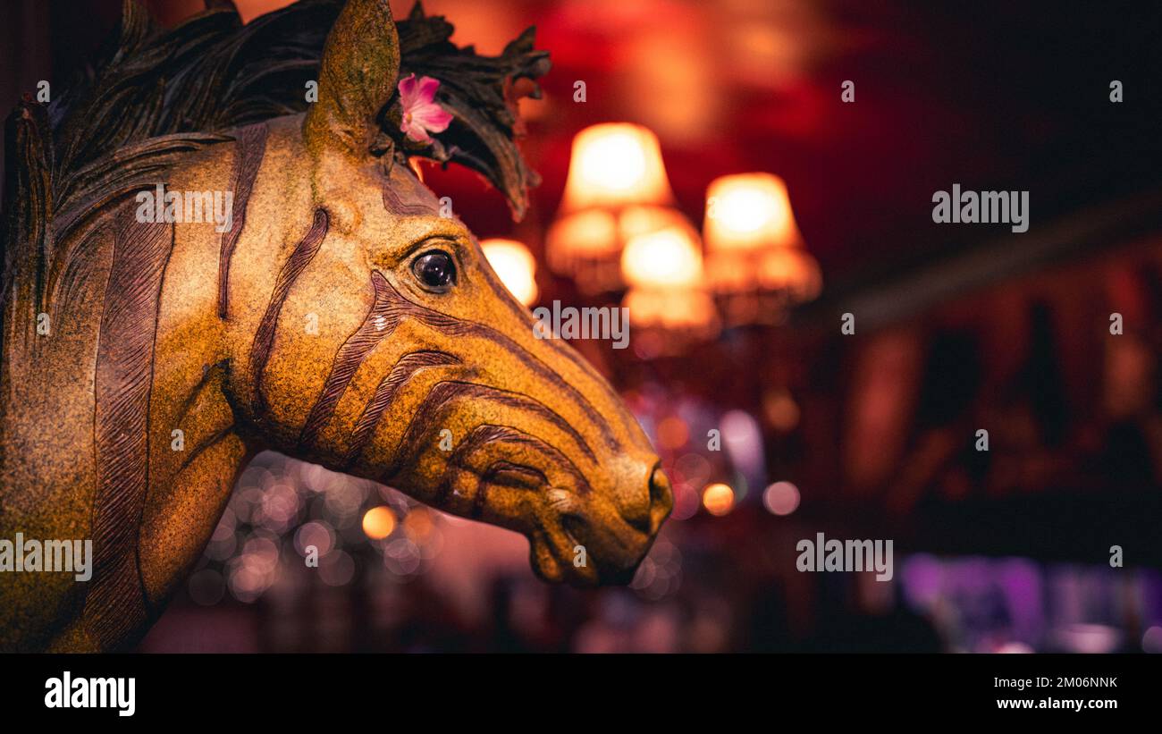 Horse head statue hires stock photography and images Alamy