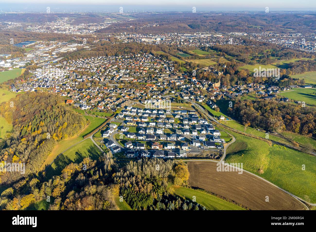 Luftbild, Neubaugebiet Wohnsiedlung Sternhelle-Ost am Oelinghauser Weg im Stadtteil Herdringen in Arnsberg, Sauerland, Nordrhein-Westfalen, Deutschlan Stock Photo