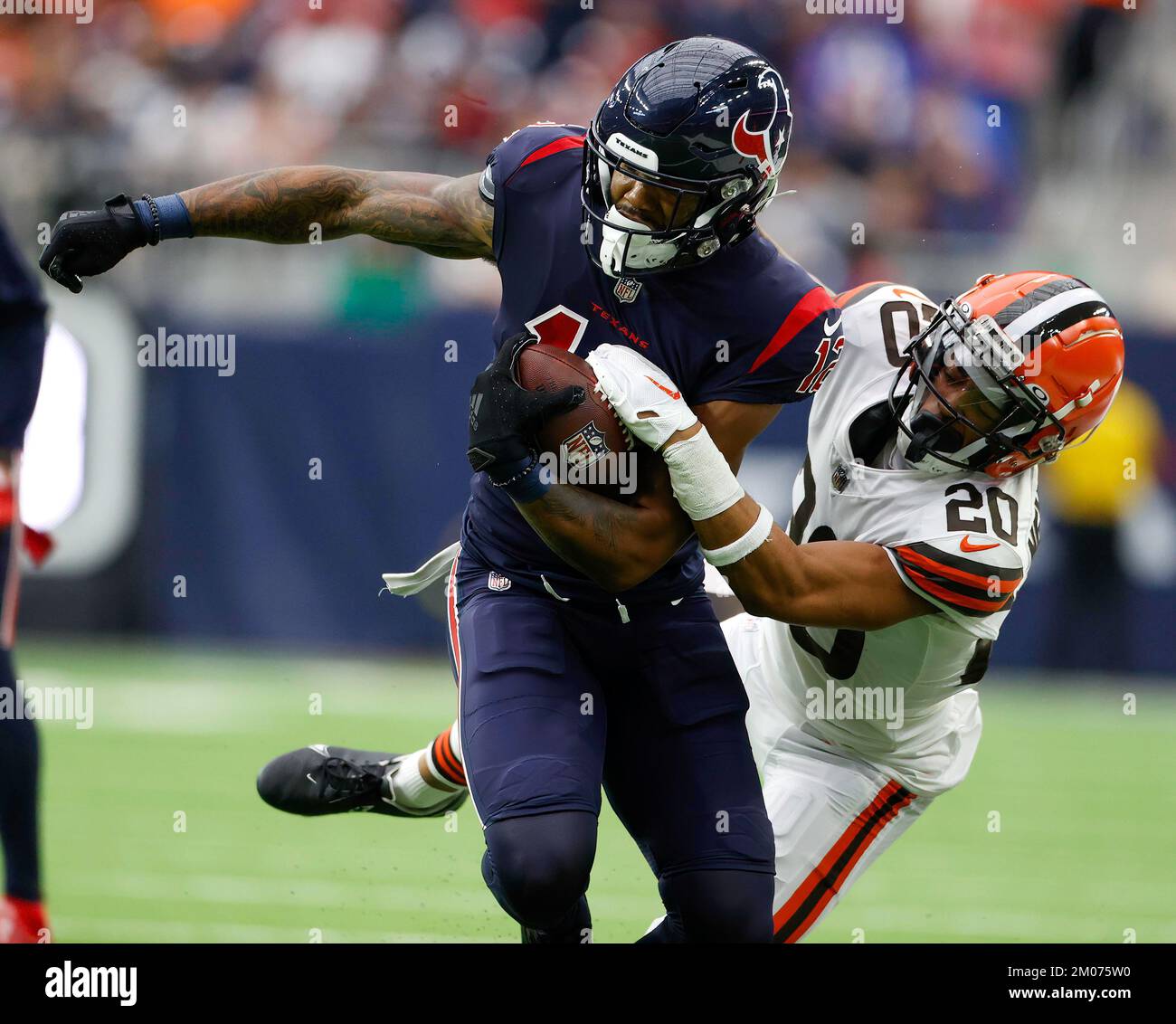 Cleveland Browns professional american football club, silhouette of NFL  trophy, logo of the club in background Stock Photo - Alamy