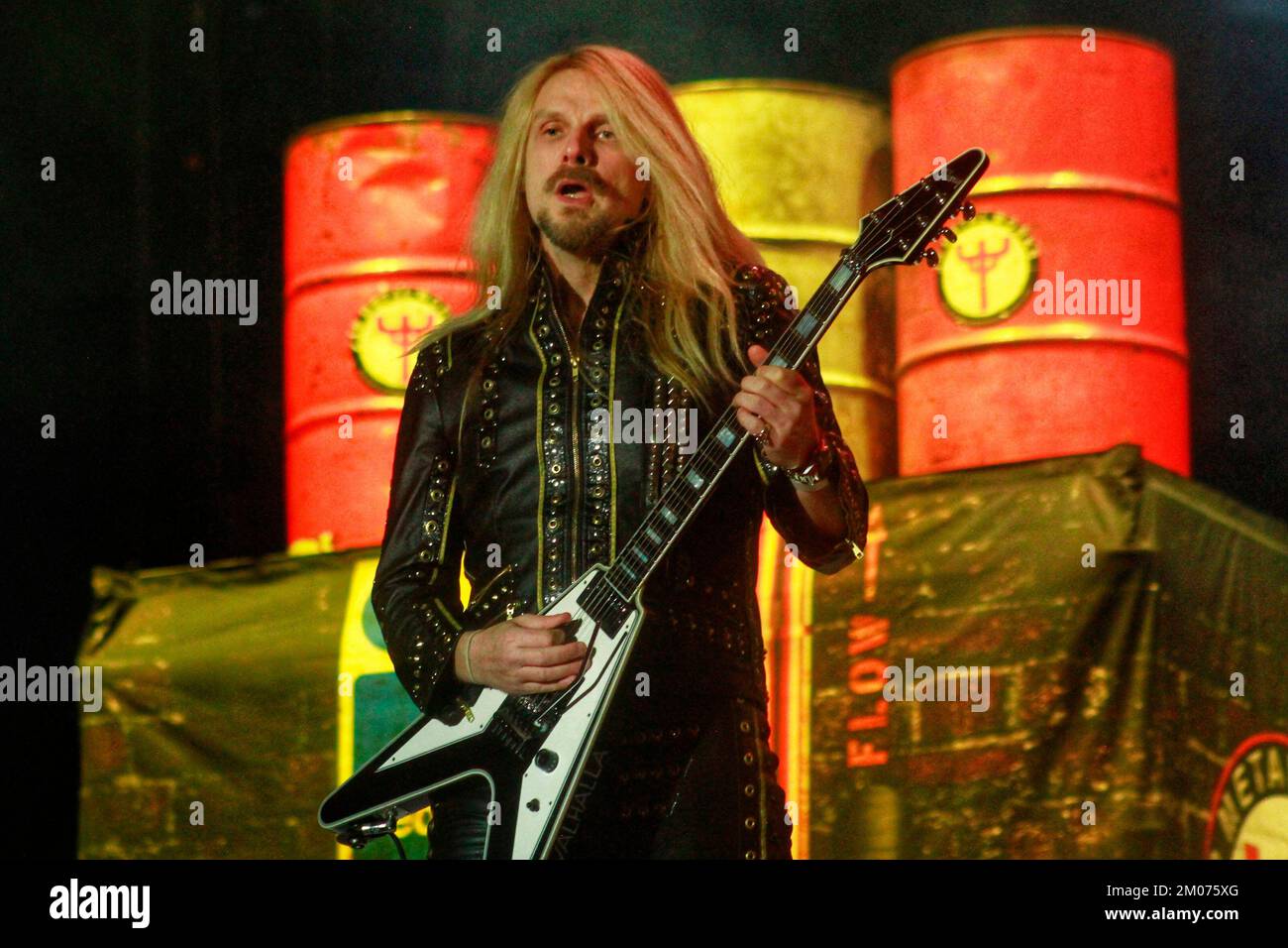 December 03, 2022, Toluca, Mexico: Guitarist Richie Faulkner of British ...