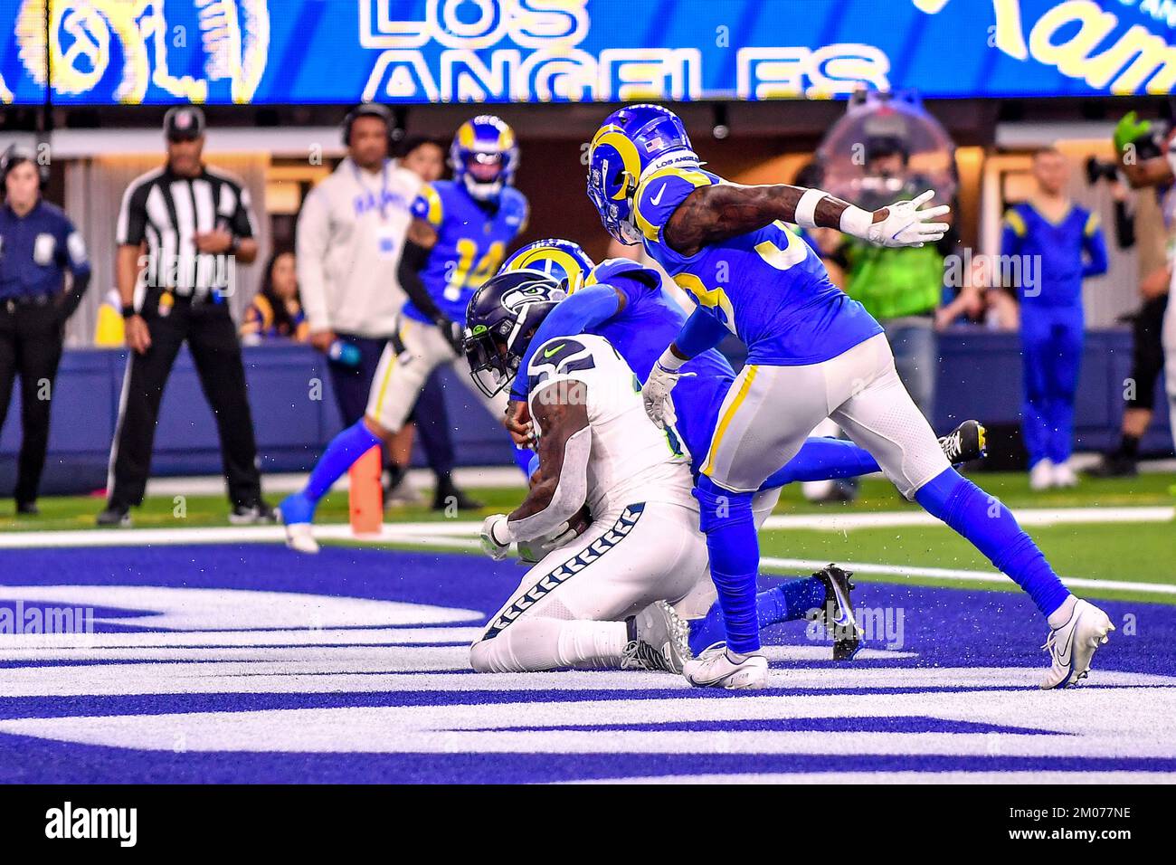 Dk Metcalf Seattle Seahawks Unsigned Goes Up for Touchdown Catch Photograph