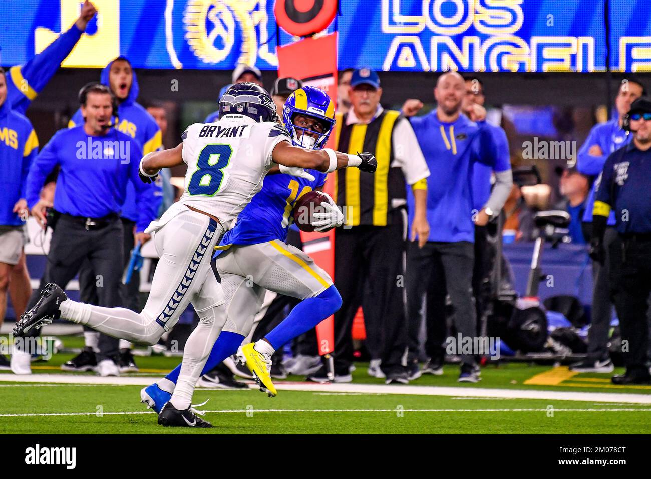 Seattle Seahawks cornerback Coby Bryant (8) against the Los