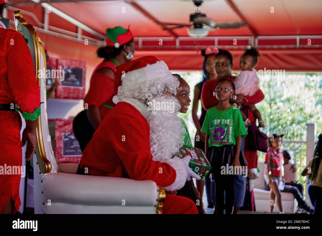 Dec 04, 2022, Sunrise, Florida, USA: Christmas Cheer for Kids, annually performing live and toys drive for kids from poor South Florida families. Stock Photo