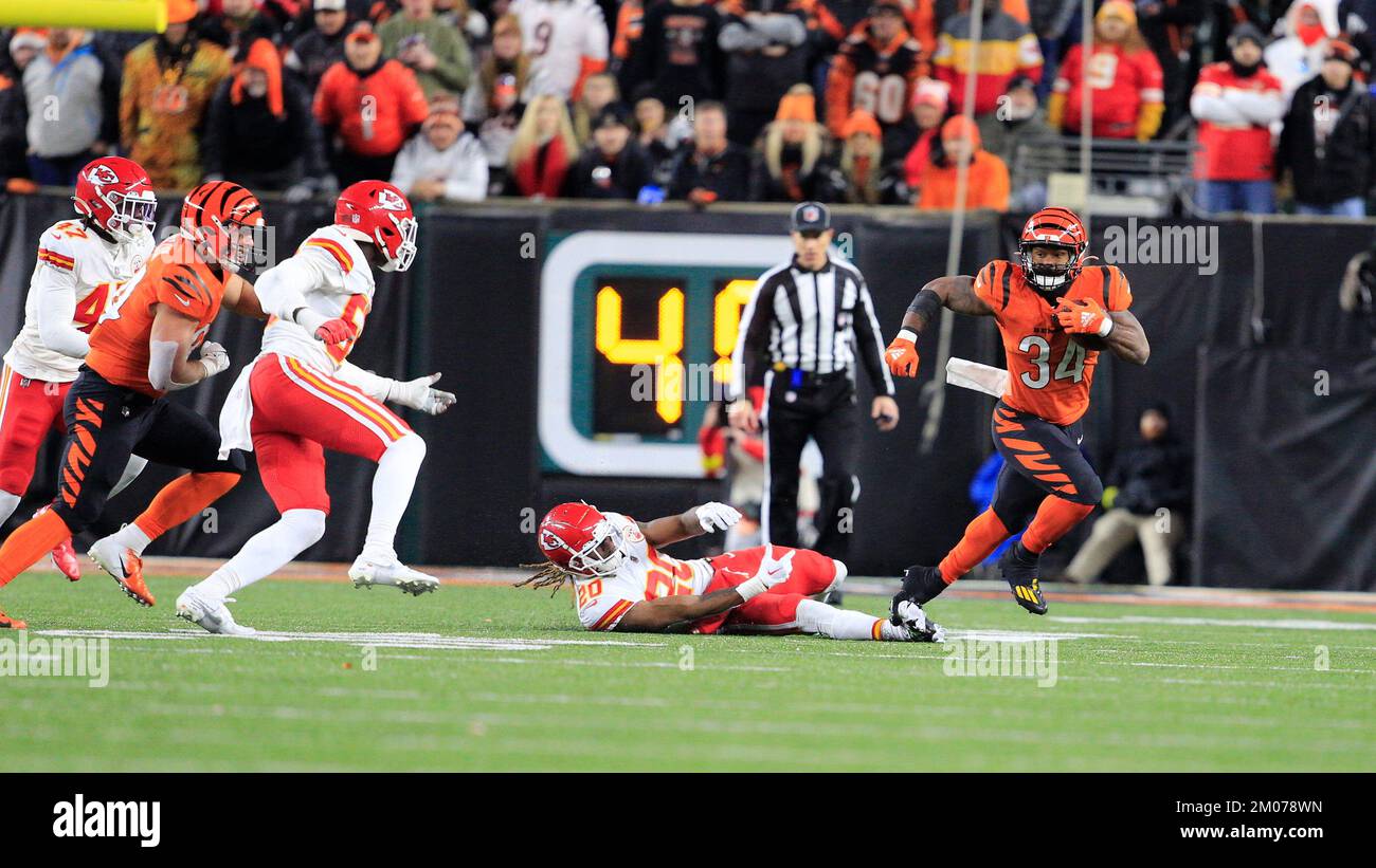 December 4, 2022 running back Joe Mixon (28) of the Cincinnati Bengals