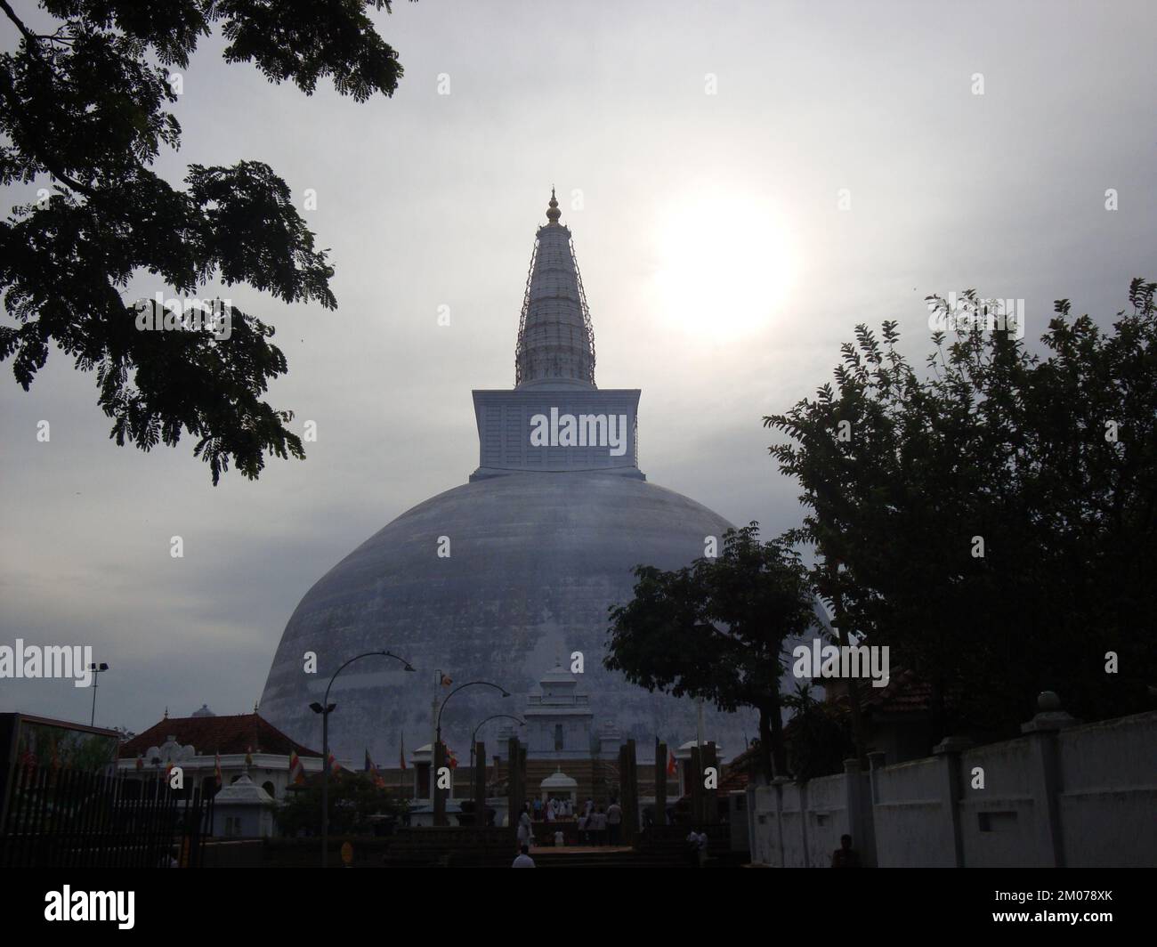 The Ruwanweli Maha Seya, also known as the Mahathupa, is a stupa in Anuradhapura, Sri Lanka. Stock Photo