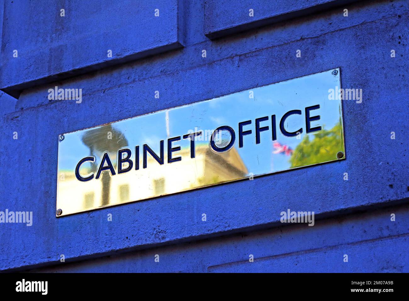 Cabinet Office sign at 70 Whitehall, London, the UK Government department supporting the Prime Minister and Cabinet. Stock Photo