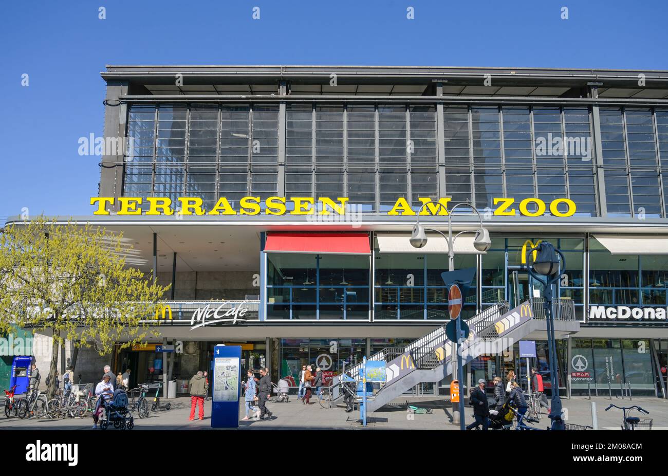 Terrassen am Zoo, McDonald´s, Bahnhof Zoo, Charlottenburg, Berlin