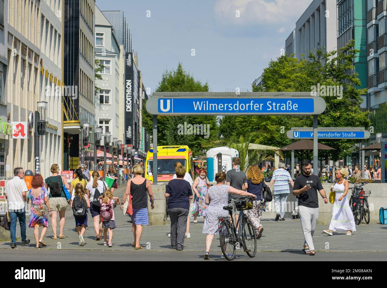 Wilmersdorfer Strasse, Charlottenburg, Berlin, Deutschland Stock Photo