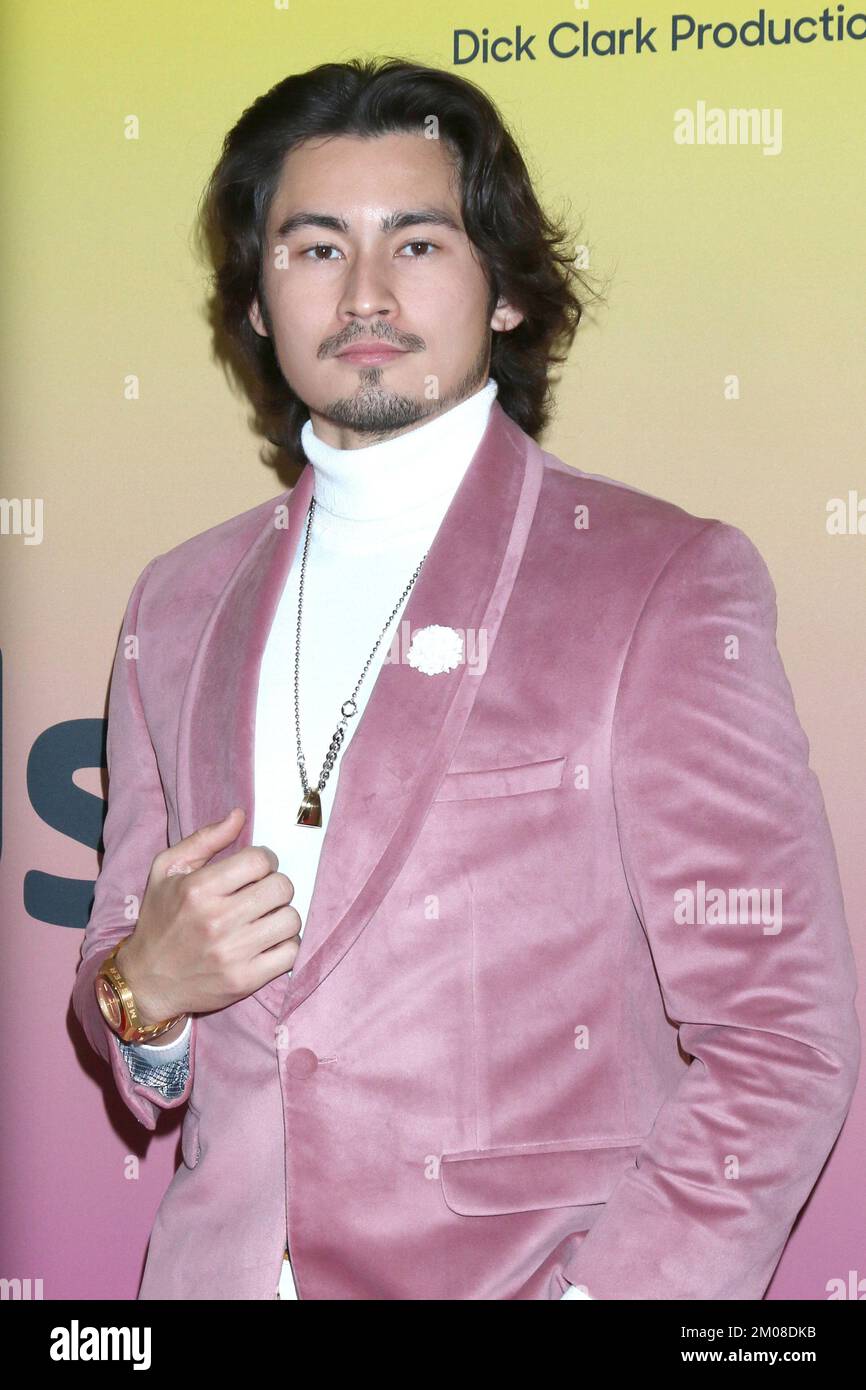 LOS ANGELES DEC 4 Ian Boggs at the 2022 Streamy Awards at Beverly