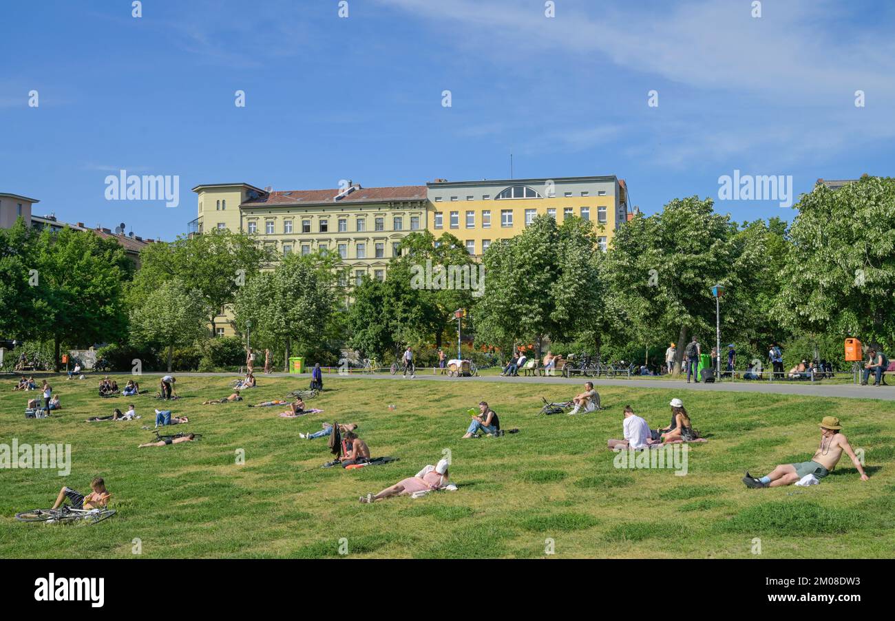 Park berlin goerlitzer hi-res stock photography and images - Page 3 - Alamy