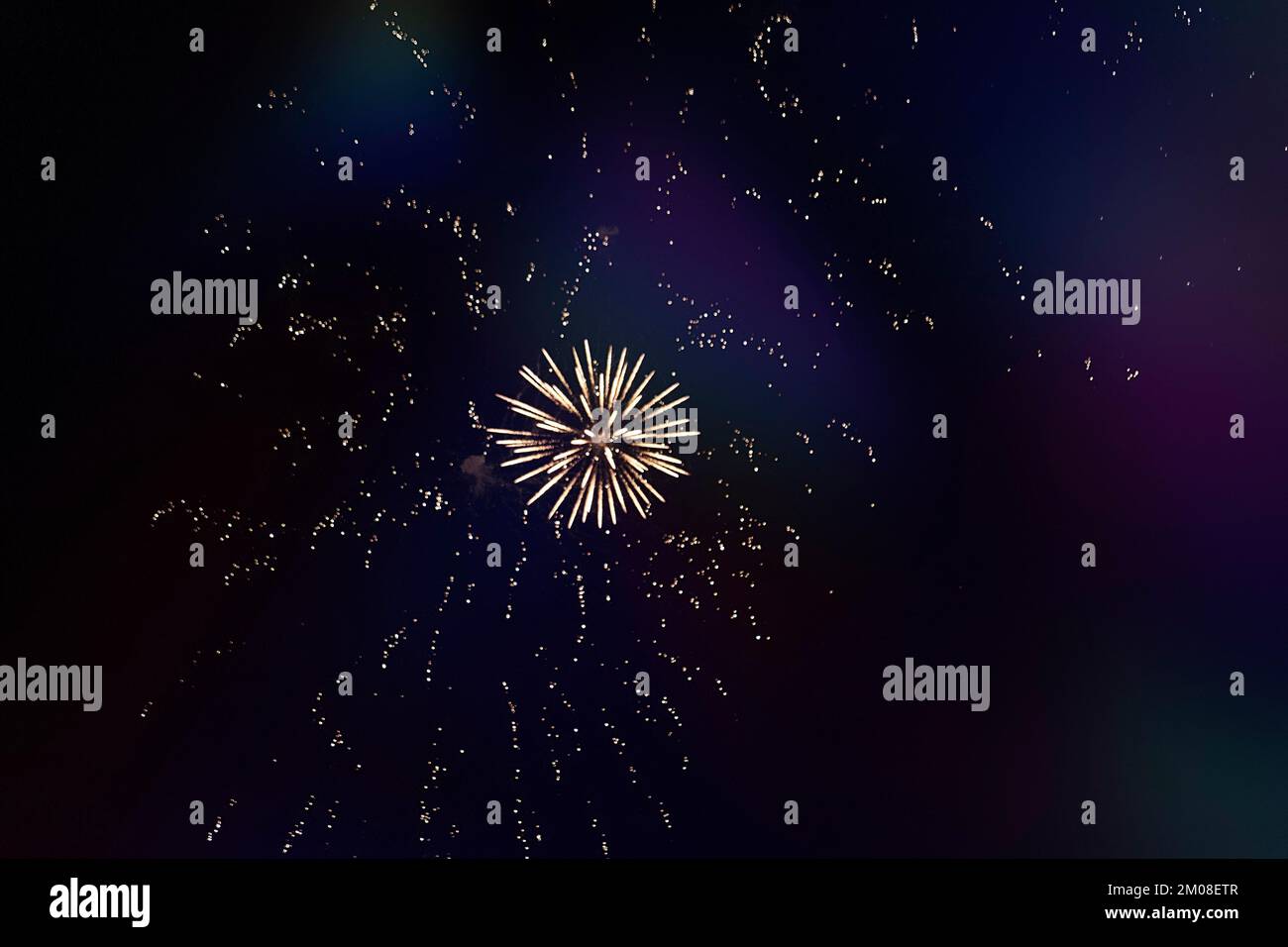 Fireworks in the night sky, wallpaper Stock Photo - Alamy