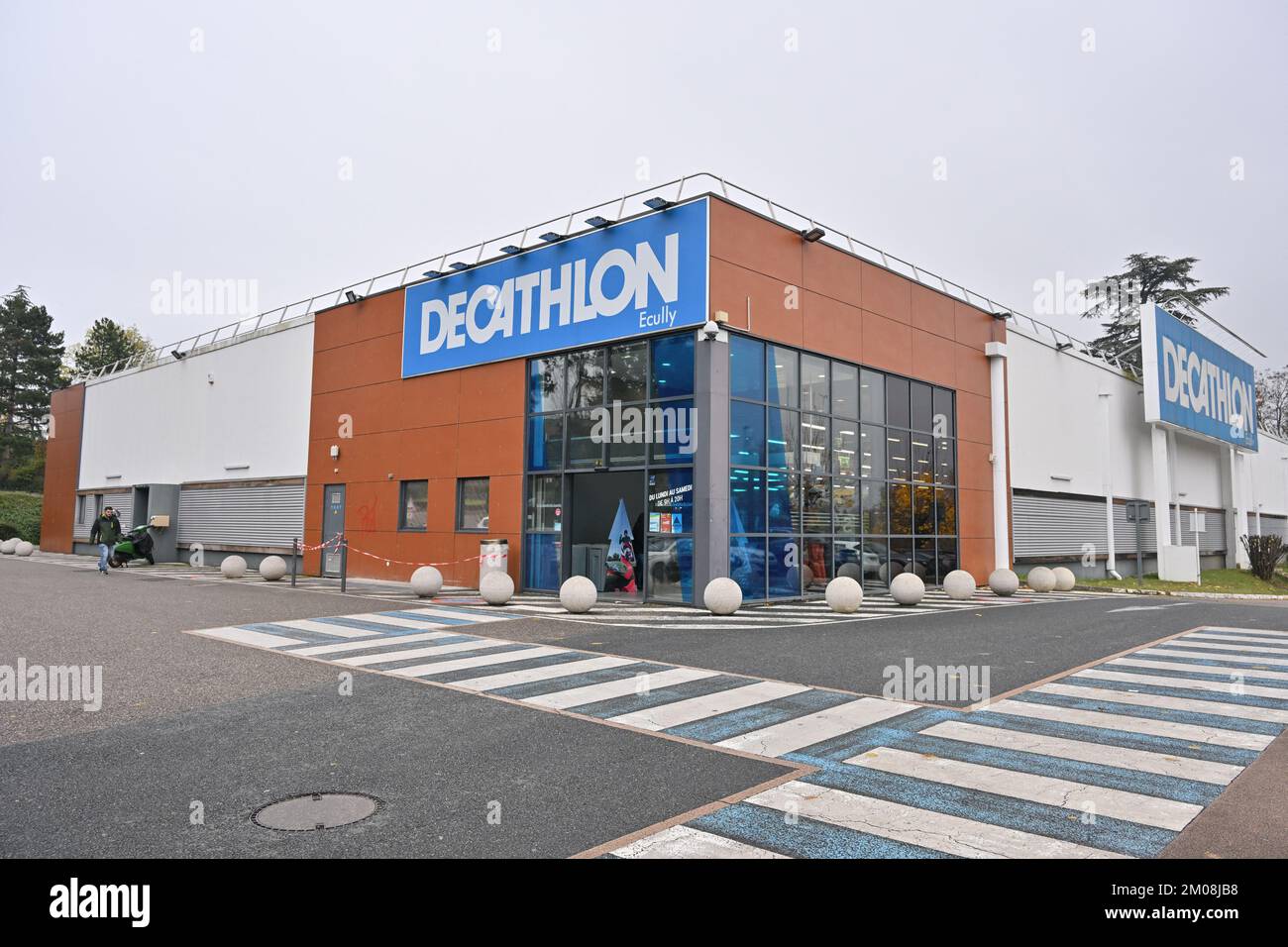 General view of a Decathlon store in Lyon on December 3, 2022 in Lyon