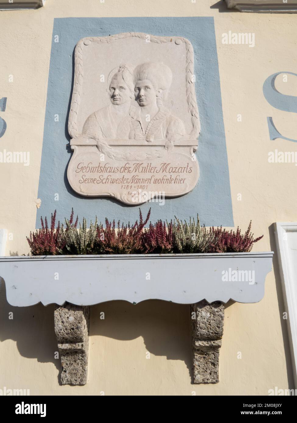 Commemorative plaque on the Mozart House in St. Gilgen am Wolfgangsee