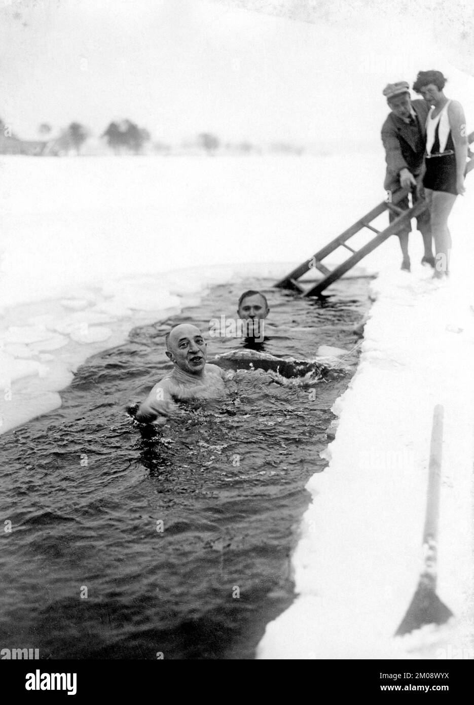 Bathing in winter, winter bathing, ice bathing, lake, about 1920s, Lake Ammer, Bavaria, Germany, Europe Stock Photo